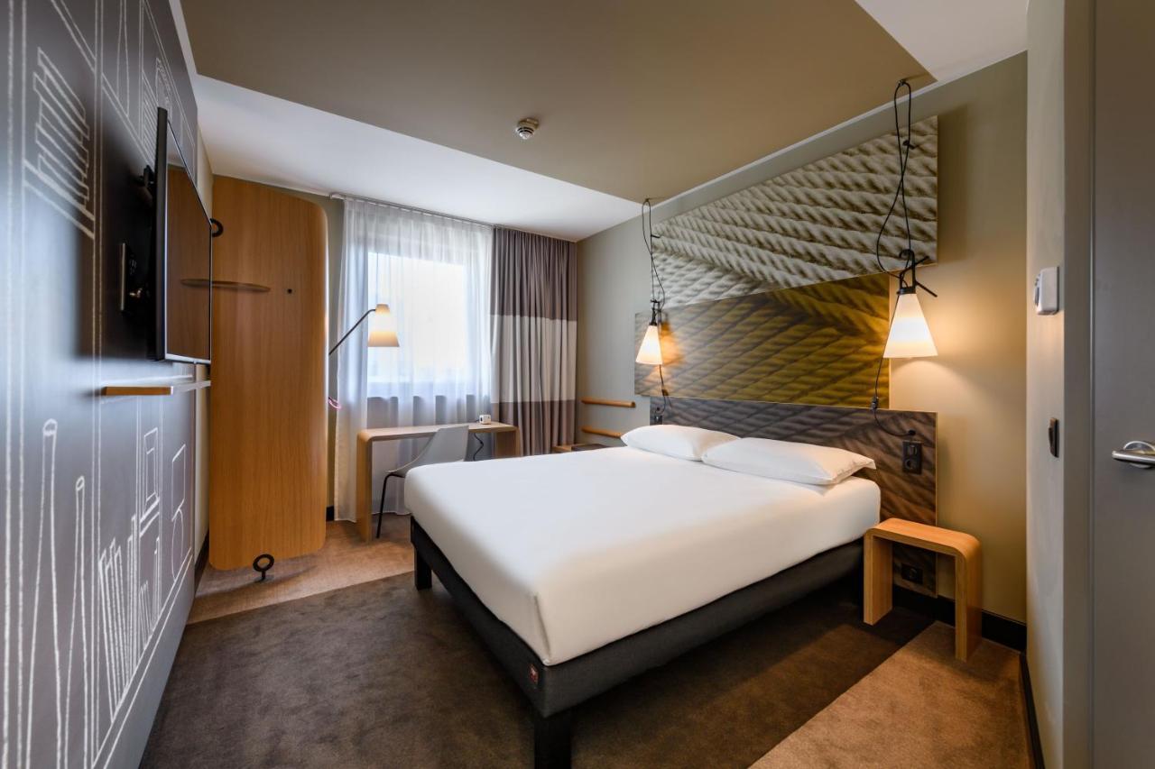 Ibis Regensburg Zentrum Extérieur photo